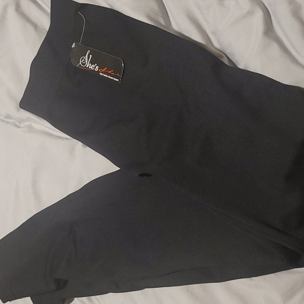 Black leggings free size